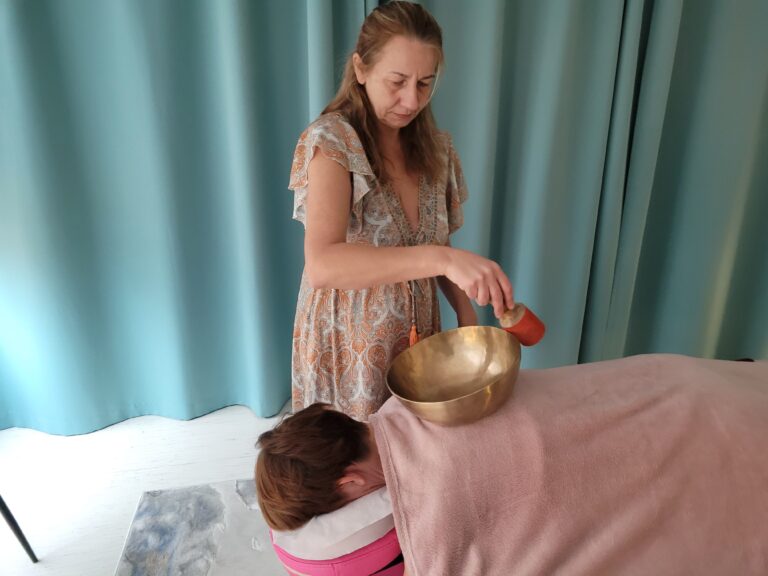 Massaaž Tiibeti heliausiga