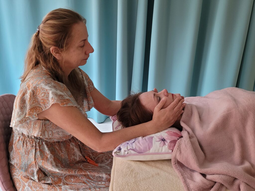 Stressi leevendamine energiameditsiini teraapia abil