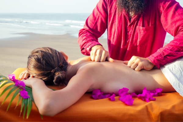 Lomi-Lomi Nui massaaži harmoonia