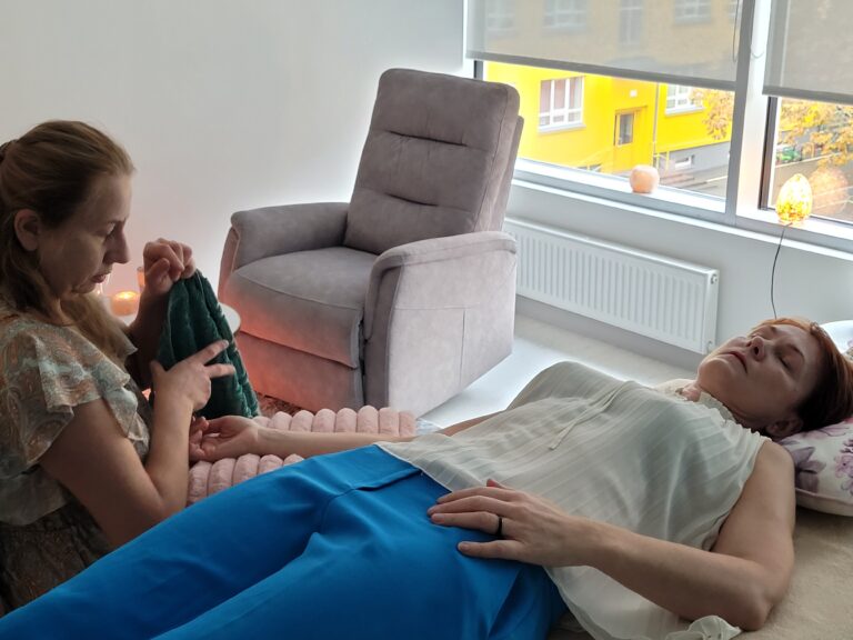 Tai refleksoloogiline käemassaaž käte heaks